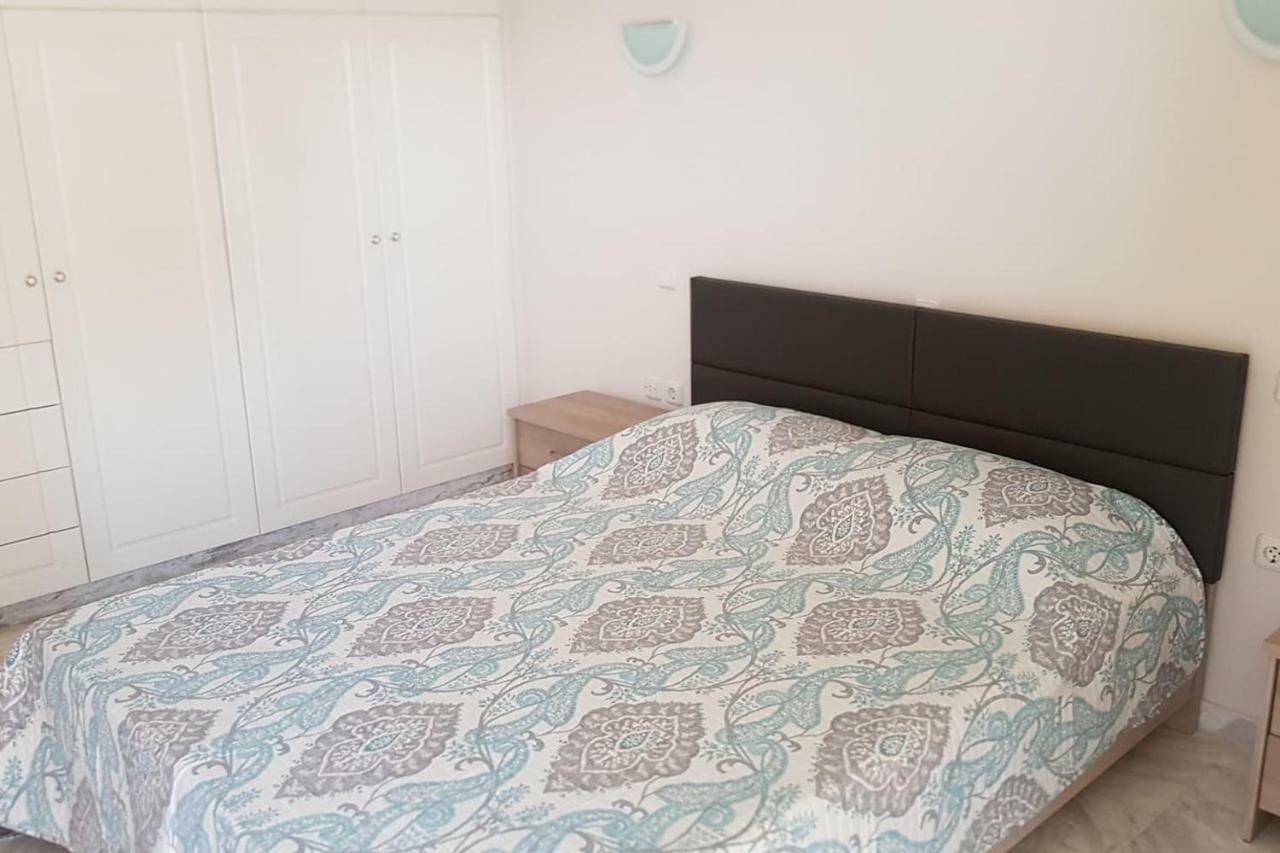 Galini Apartment 루트라키 외부 사진