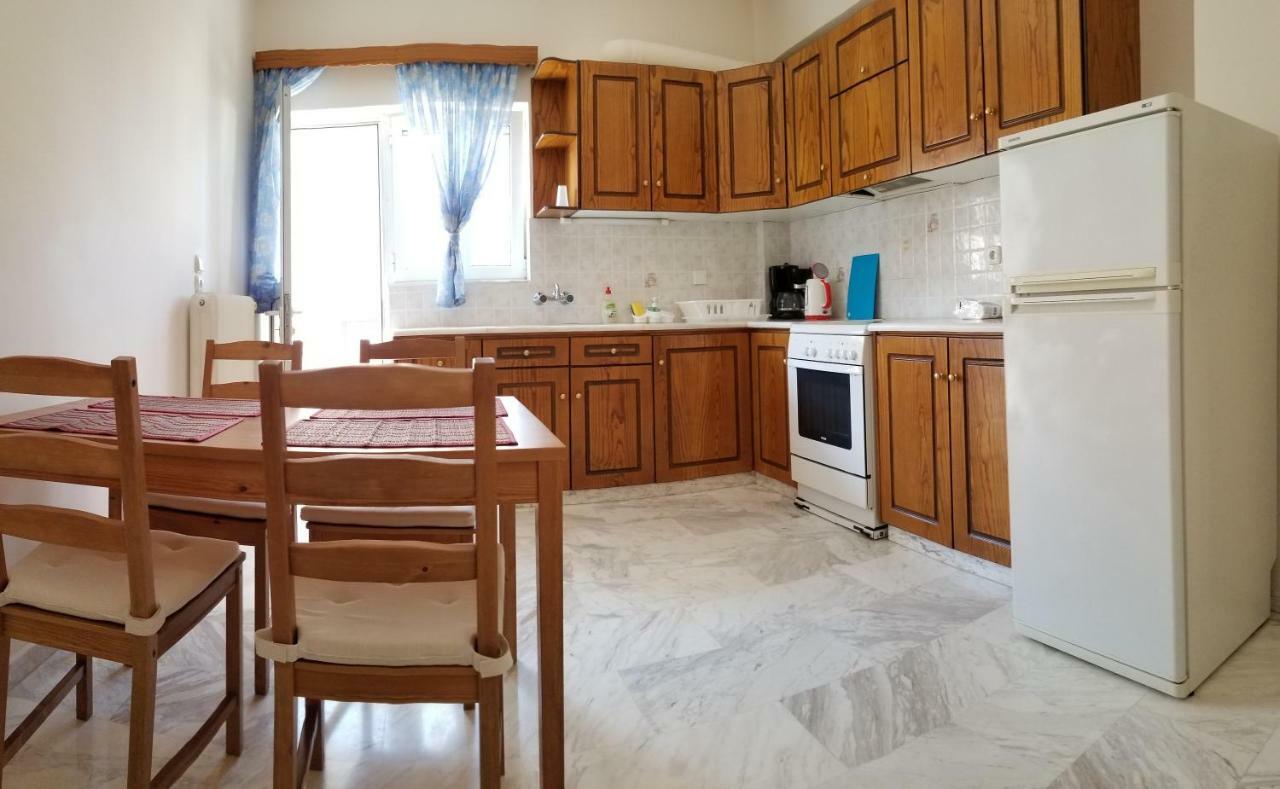 Galini Apartment 루트라키 외부 사진